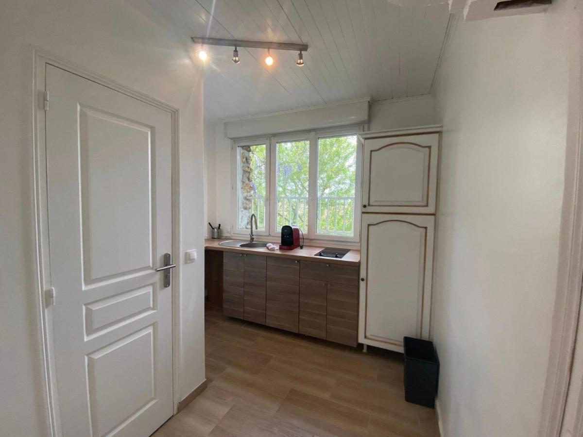 Super Appartement Au Centre Ville De Rosny Sous Bois Exterior foto